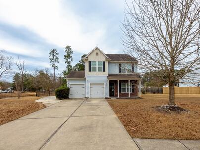 Photo 1 of 25 : 106 Scotland Drive