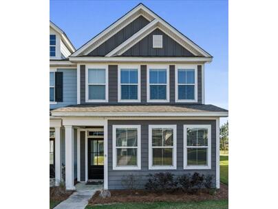 Photo 1 of 25 : 612 Ravensridge Lane