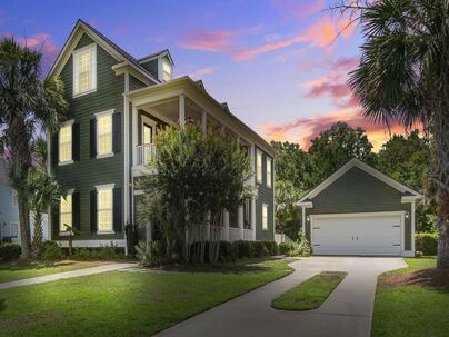 Photo 1 of 25 : 136 Heart Pine Circle