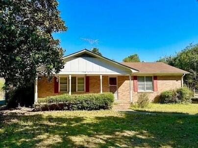 Photo 1 of 6 : 2080 Sniders Highway