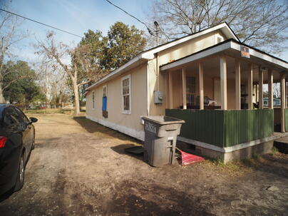 Photo 1 of 3 : 1902 Clifton St Street