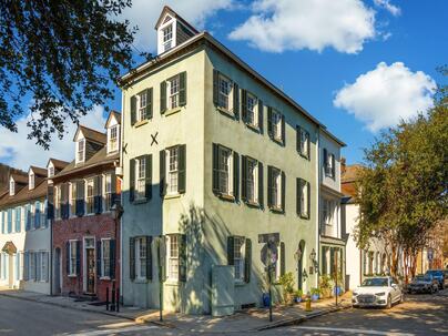 Photo 1 of 25 : 79 Church Street