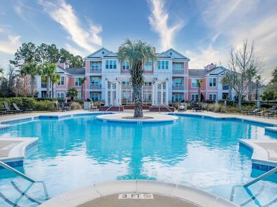 Photo 1 of 25 : 2322 Chatelain Way