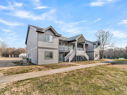 Photo 1 of 25 : 1402 Tailrace Drive