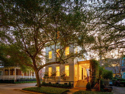 Photo 1 of 25 : 45 Eastlake Road