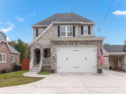 Photo 1 of 25 : 65 Folly Road Boulevard