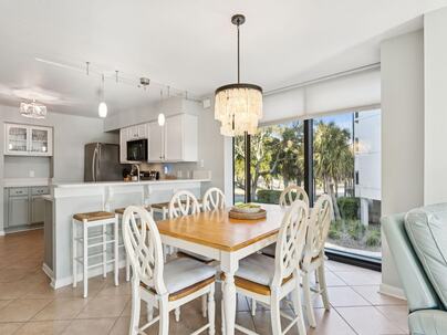 Photo 1 of 25 : 7600 Palmetto Drive, #107 B