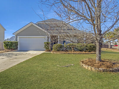 Photo 1 of 24 : 408 Lakewind Drive