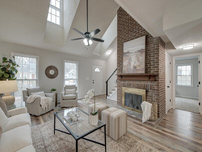 Photo 1 of 25 : 114 Hamlet Road