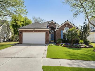 Photo 1 of 25 : 1608 Jorrington Street