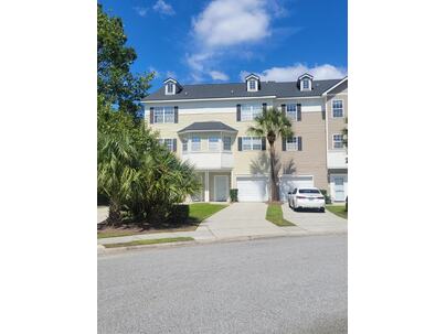 Photo 1 of 23 : 4527 Great Oak Drive