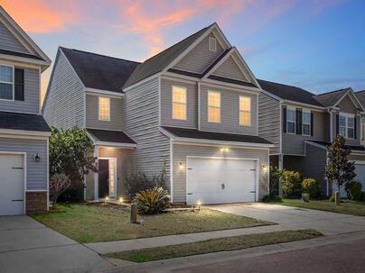 Photo 1 of 25 : 407 Turnbridge Lane