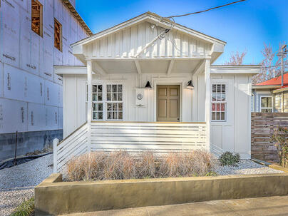 Photo 1 of 20 : 9 F Street