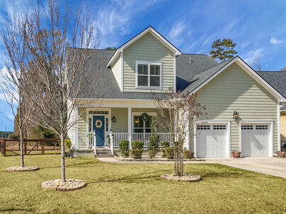 Photo 1 of 25 : 839 Hunt Club Run