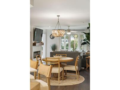 Photo 1 of 25 : 407 Yacht Harbor Court