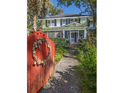 Photo 1 of 25 : 2136 St Lukes Dr & 2127 Coker Ave