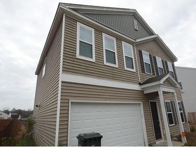 Photo 1 of 11 : 195 Hyrne Drive