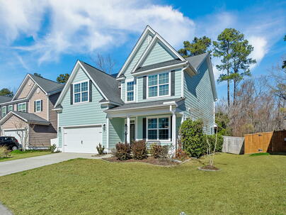 Photo 1 of 25 : 8537 Majestic Street