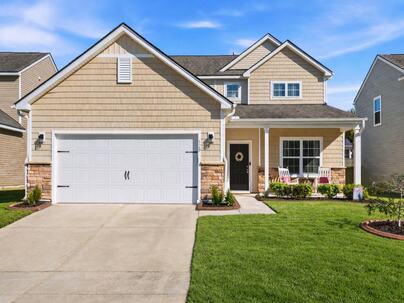 Photo 1 of 25 : 129 Ancestry Lane