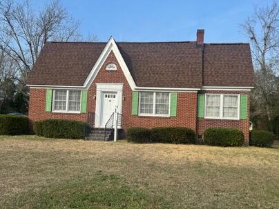 Photo 1 of 2 : 630 Highland Street