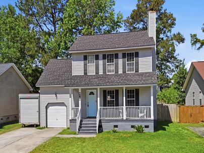Photo 1 of 25 : 143 Evergreen Magnolia Avenue