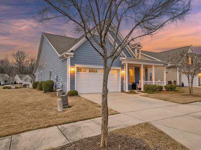 Photo 1 of 25 : 2077 Barn Swallow Road