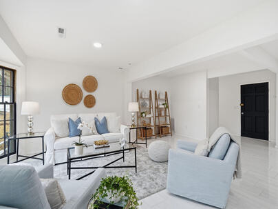 Photo 1 of 22 : 104 Hedge Row