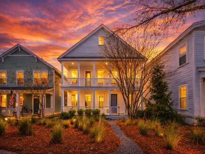 Photo 1 of 25 : 232 Summers Drive