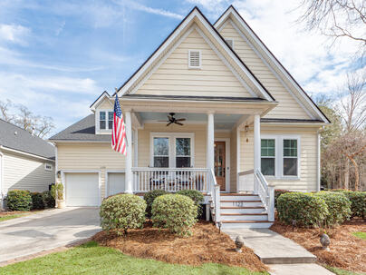 Photo 1 of 25 : 1123 Blakeway Street