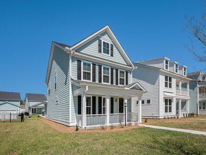 Photo 1 of 25 : 416 Bluegill Lane