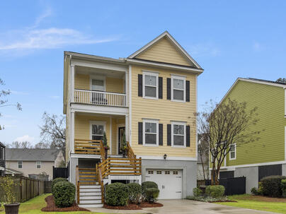 Photo 1 of 25 : 467 Sanders Farm Lane