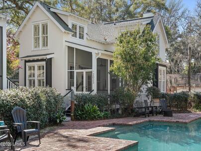 Photo 1 of 25 : 2023 Ashwood Circle