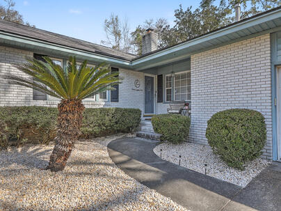 Photo 1 of 25 : 1284 Orange Branch Road