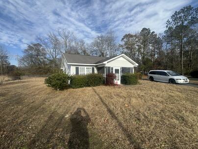 Photo 1 of 25 : 60 Habitat Court