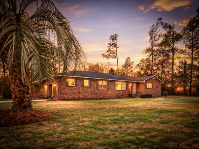 Photo 1 of 25 : 190 Reevesville Road