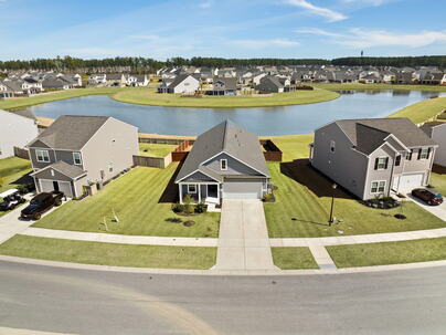 Photo 1 of 25 : 769 Sienna Way