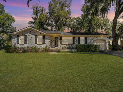 Photo 1 of 25 : 5310 Helene Drive