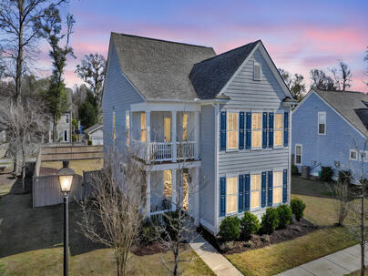 Photo 1 of 25 : 2008 Bouganvillia Drive