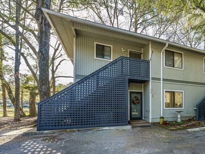 Photo 1 of 24 : 2770 Jobee Drive Drive, #1