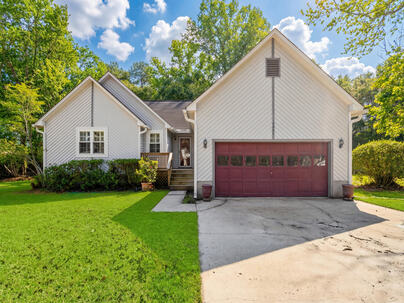 Photo 1 of 25 : 2627 Sun Beam Way