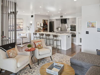 Photo 1 of 17 : 1481 Center Street, #1102