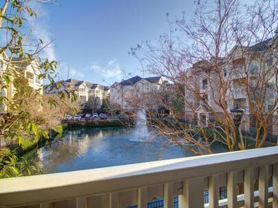 Photo 1 of 25 : 2244 Ashley Crossing Drive, #613