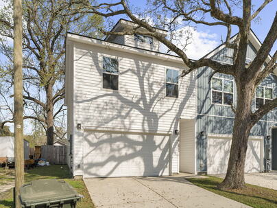 Photo 1 of 25 : 5742 Salvo Street, #3