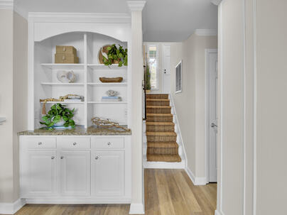 Photo 1 of 25 : 150 Wappoo Creek Drive, #11