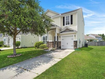 Photo 1 of 10 : 406 Stoney Field Drive