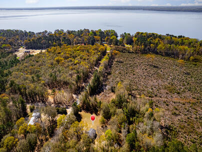 Photo 1 of 25 : 1223 Benton Road