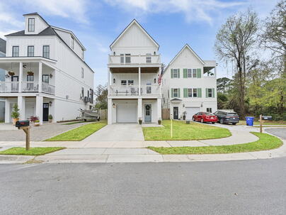 Photo 1 of 25 : 1007 Carmela Court