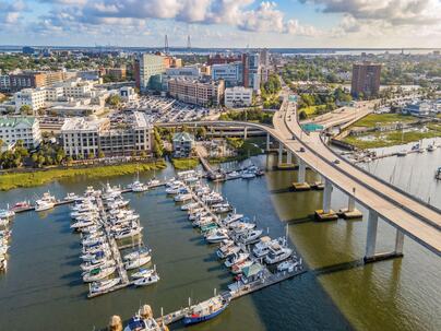 Photo 1 of 16 : 33 Lockwood Drive, #D-21