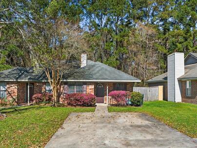 Photo 1 of 25 : 719 Temple Road, #B