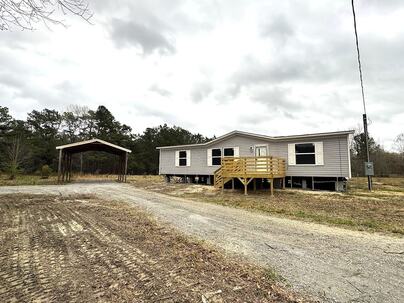 Photo 1 of 9 : 277 Blackbay Road